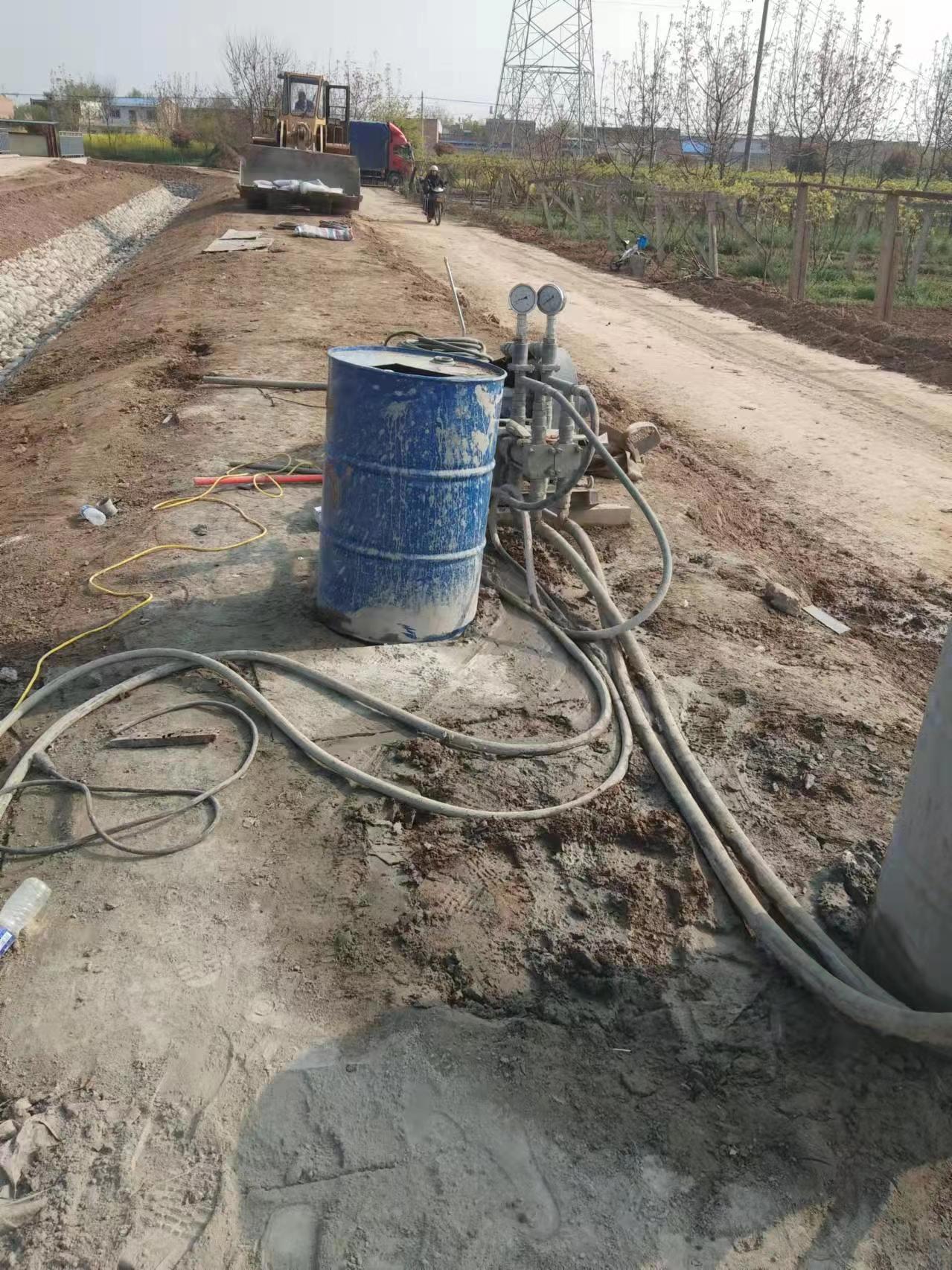 乌烈镇顶管注浆